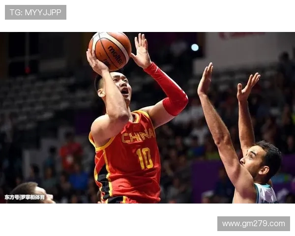 芬奇应调整战术以更注重篮筐突破减少过度依赖外线跳投